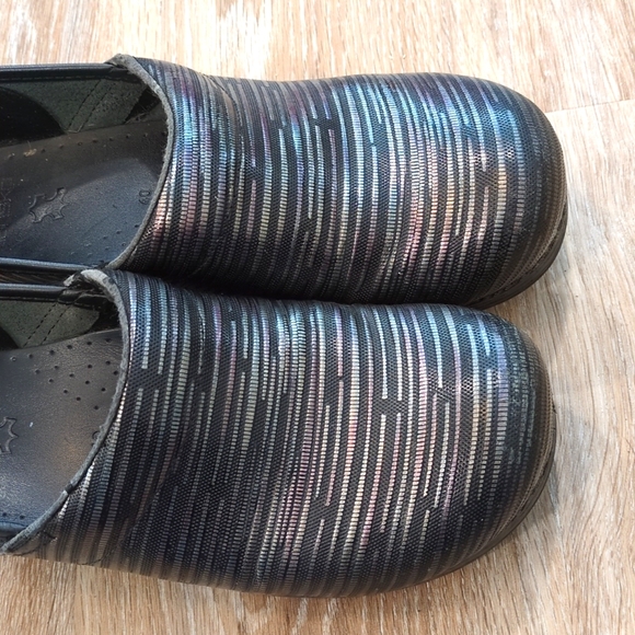 Dansko Colorful Striped Women's Slip-On Clogs size 40 Euro (10 US) - Picture 12 of 14